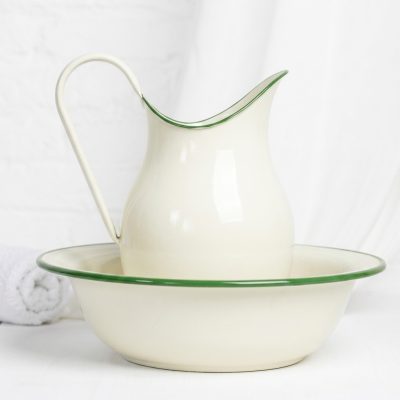 Palangana y jarra aguamanil esmaltada blanca y verde