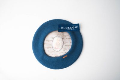 Elósegui blue stewardess beret