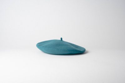 Elósegui turquoise beret