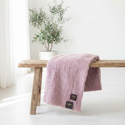 Manta mohair lila pálido