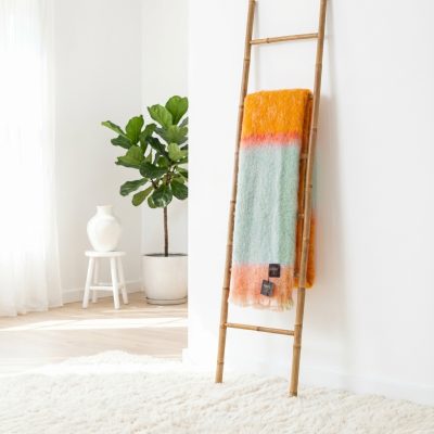 Manta mohair rayas verde y naranja