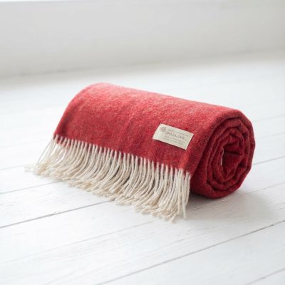 Manta de viaje lana merino burdeos