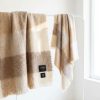 Manta Mohair Cuadros Beige y Marrón Ezcaray