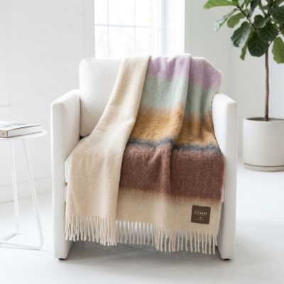 Manta Mohair Ezcaray Rayas Ocre y Lila