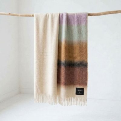 Manta Mohair Ezcaray Rayas Ocre y Lila